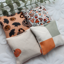Charger l'image dans la galerie, Organic Catnip Pillows (3/$15)