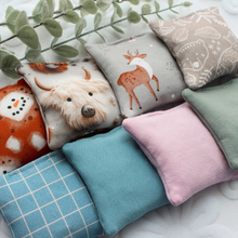 Charger l'image dans la galerie, Organic Catnip Pillows (3/$15)