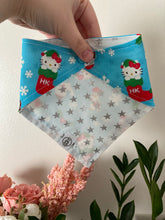 Charger l'image dans la galerie, Preloved Hello Kitty Xmas Bandana (12”)
