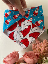 Charger l'image dans la galerie, Preloved Santa Bandana (12”)
