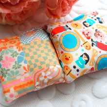 Charger l'image dans la galerie, Organic Catnip Pillows (3/$15)