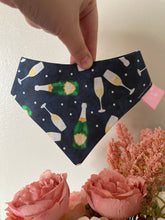 Charger l'image dans la galerie, Preloved Champagne Bandana (11”)