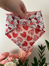 Charger l'image dans la galerie, Preloved Hello Kitty/Hearts Bandana (12”)