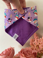 Charger l'image dans la galerie, Preloved Snowman Bandana (10”)