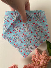 Charger l'image dans la galerie, Preloved Unicorn Bandana (12”)