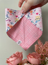 Charger l'image dans la galerie, Preloved Cute Cat Bandana (12”)