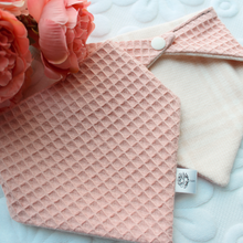 Charger l'image dans la galerie, Bubble Gum (European Waffle Pique & Flannel)