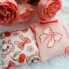 Charger l'image dans la galerie, Organic Catnip Pillows (3/$15)