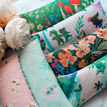 Load image into Gallery viewer, Organic Catnip Kickers