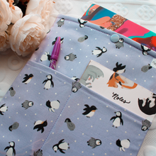 Charger l'image dans la galerie, Penguin Paradise Book Sleeve (Medium)