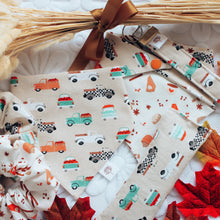 Charger l'image dans la galerie, Camions et friandises