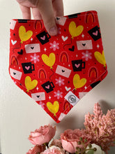 Charger l'image dans la galerie, Preloved Letters/Balloons Bandana (12”)
