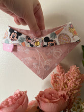 Charger l'image dans la galerie, Preloved Disney Easter Bandana (11”)
