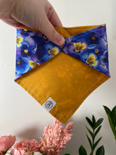 Charger l'image dans la galerie, Preloved Pansies Bandana (12”)
