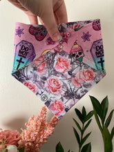 Charger l'image dans la galerie, Preloved Halloween Ouiji Bandana (12”)
